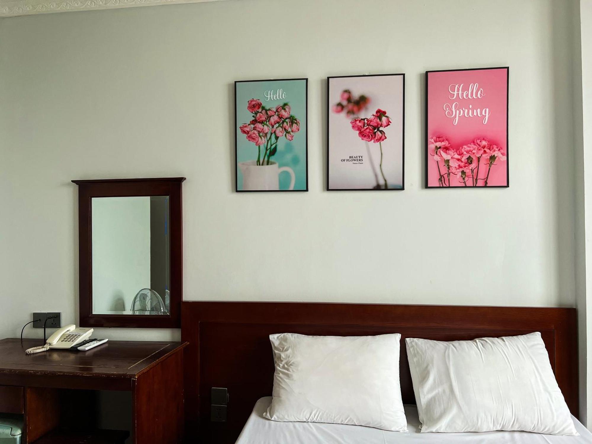 Ven Ho Hotel Hanoï Extérieur photo